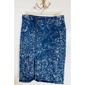 3/$25 Denim Acid wash skirt with slit